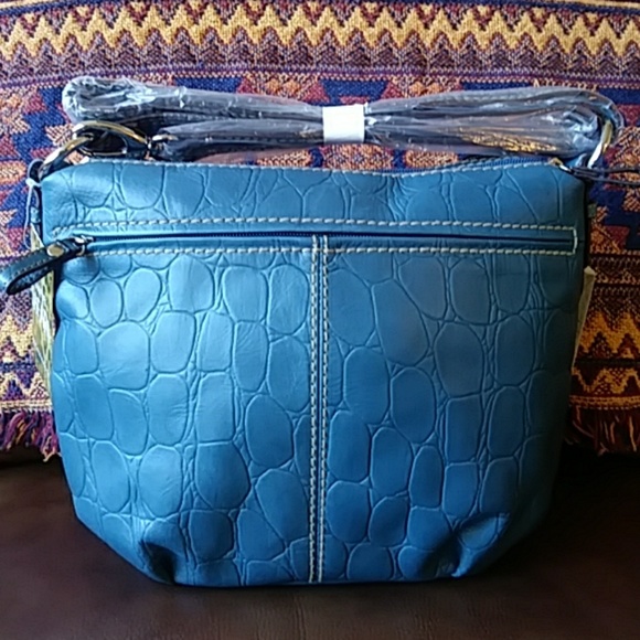 Tignanello Handbags - 😁Tignanello Simply Safari Blue Croc Crossbody Bag